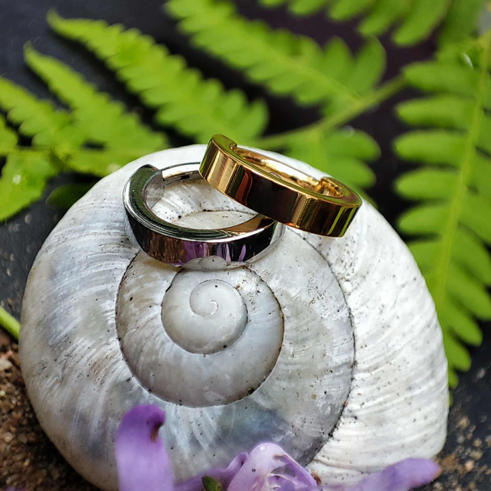 Titanium piercing ring clicker - gold - TK-042