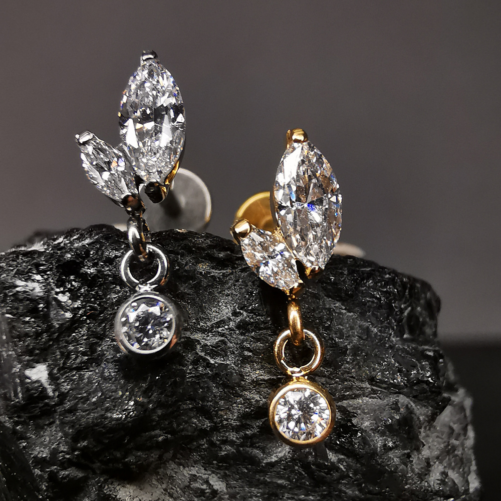Titanium attachment with white zircons - silver - TNA-028