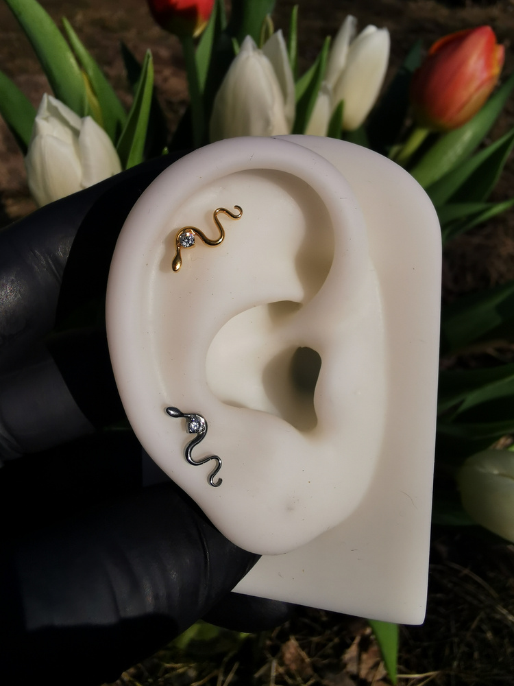 Titanium labret snake with white zirconia - silver - TGW-173
