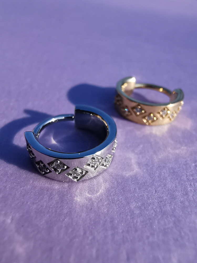 Piercing ring clicker decorative with white zircons - CoCr NF - gold - K-070